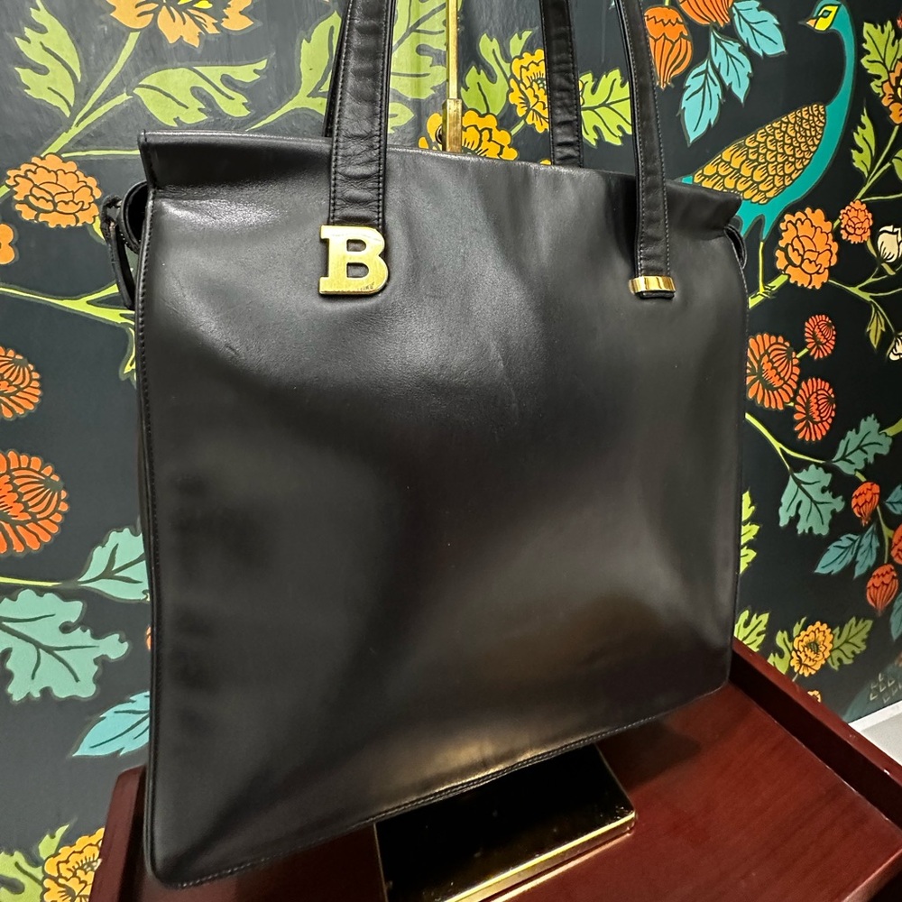 Bally Vintage Italian Calfskin Tote with Gold B Hardware – Made in Italy 86–90 - Picture 6 of 12